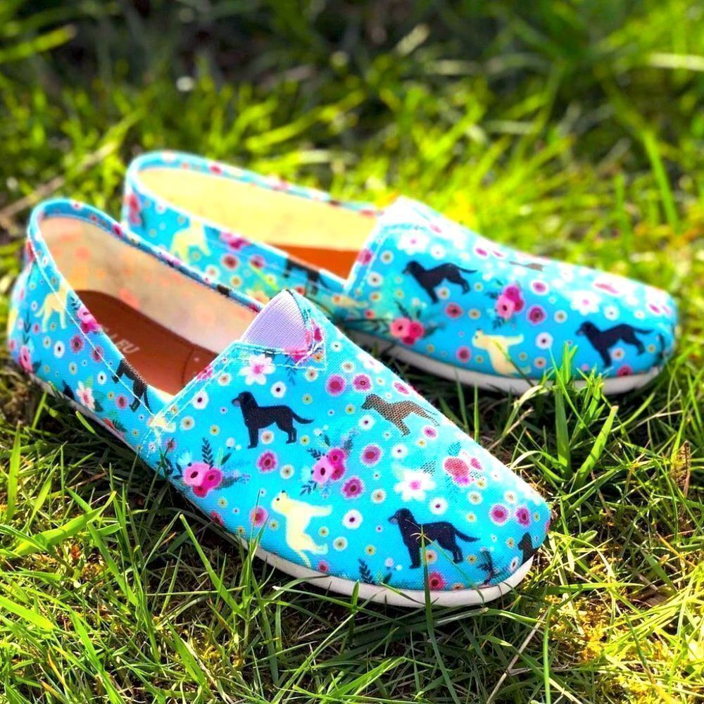 Groovebags Labrador Retriever Flower Casual Shoes